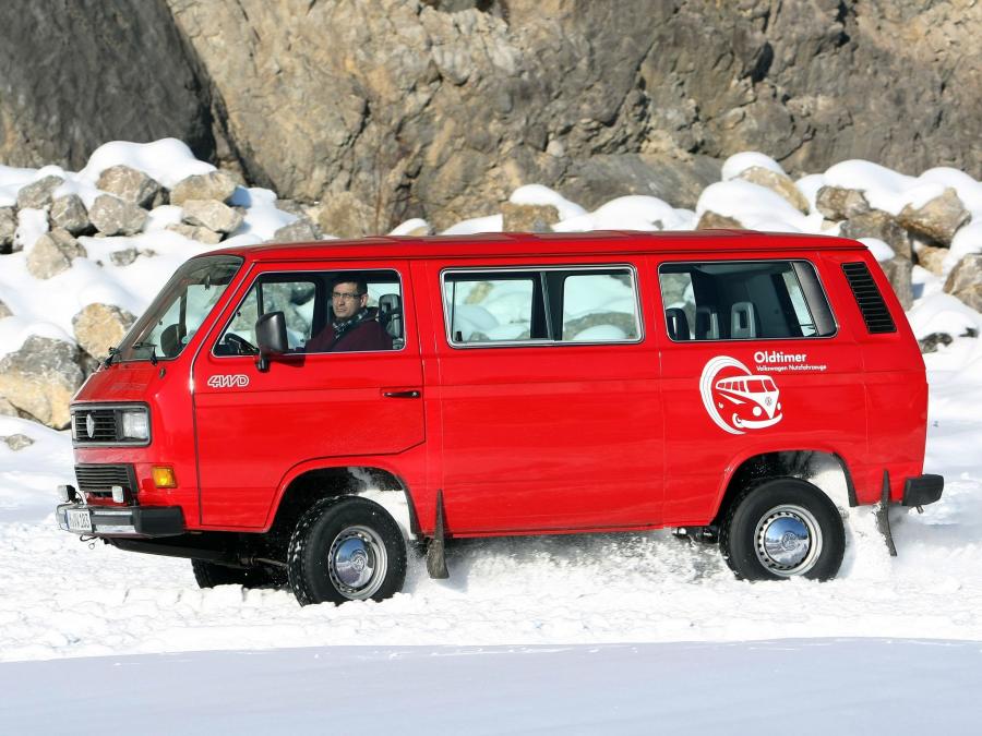 Volkswagen T3 Caravelle Syncro 1985 года  (фото 10 из 11)